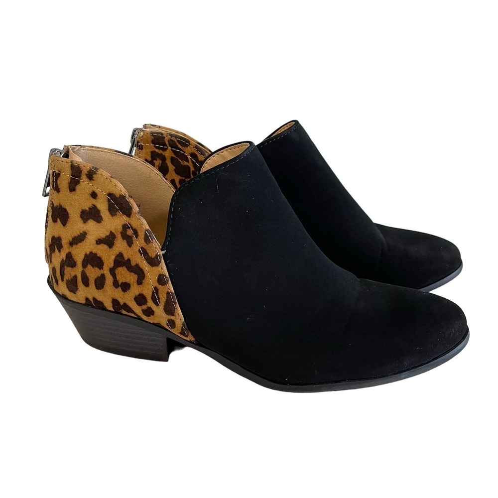 Coconut by Matisse Women's Black Leopard Suede Block Heel Ankle Boots Size 8.5